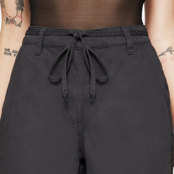 NWOT Disturbia Octavia Charcoal Wide-Leg Snake Charm Pants Sz4 US26inch waist - Picture 5 of 8